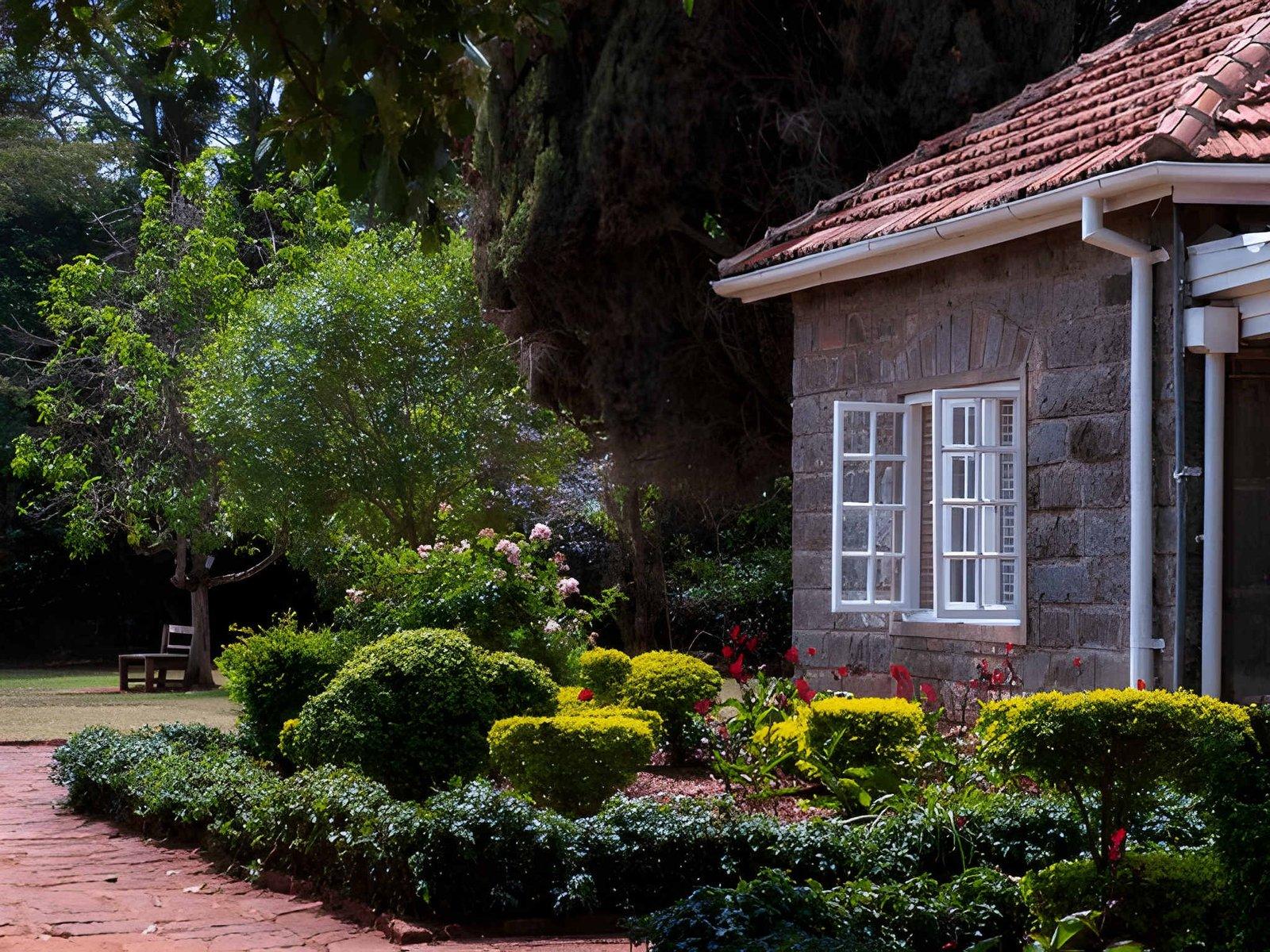Kateki Mara Safaris Karen Blixen & Giraffe Centre Tour | Nairobi Half Day